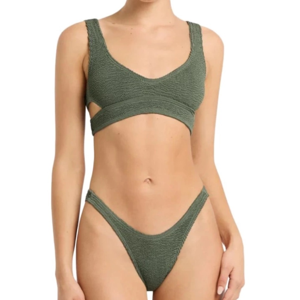 Bond-Eye Bikini Set